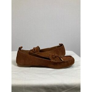 Steve Madden Weverly Loafer Women 8M Brown Suede Bow Gold Aglets Flats